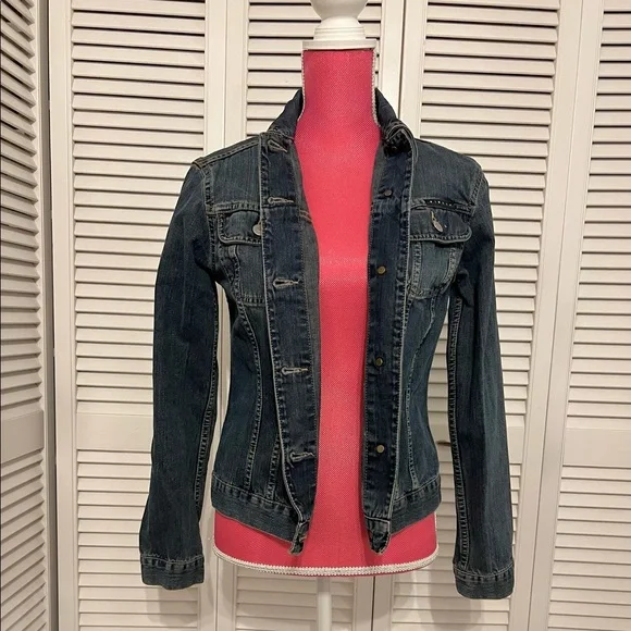 Vintage Look Denim Jacket, by Sisley (S) - Picture 5 of 15